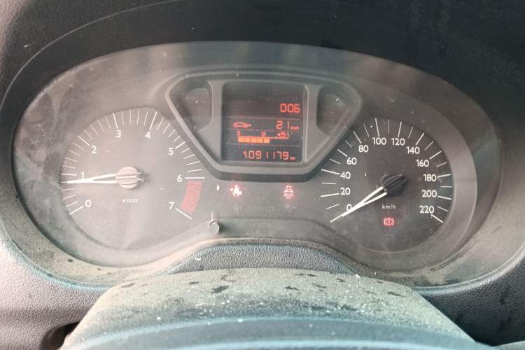 Used Citroen Elysee 2014 1.6L Manual Fashion Edition