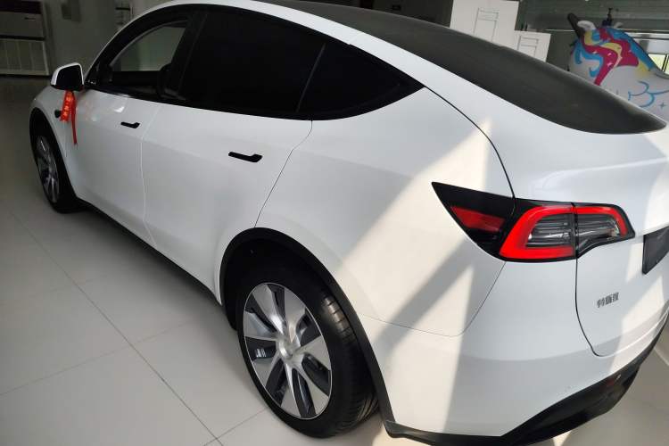 Used Tesla Model Y 2022 Revised Version Rear-Wheel Drive Exterior 2