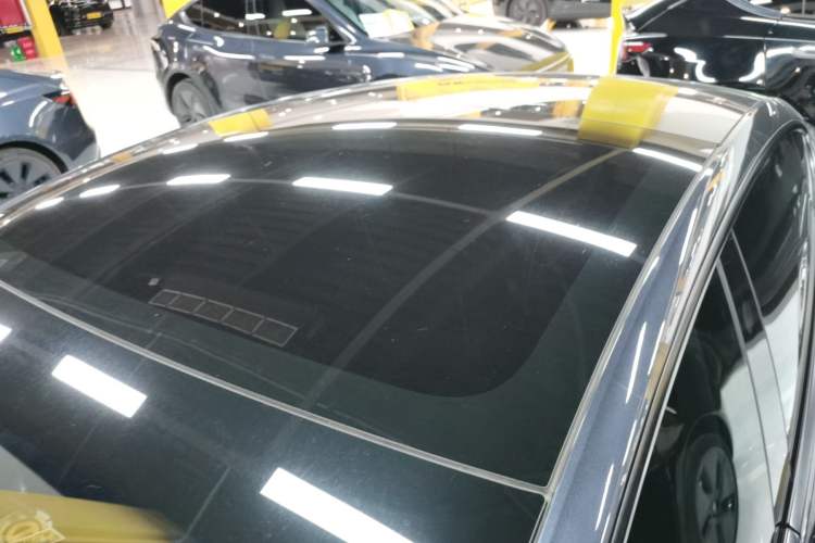 Used Tesla Model 3 2023 Rear-Wheel-Drive Version
