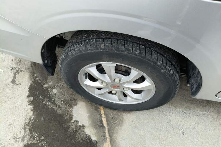 Used Wuling Hongguang V 2022 1.5L Enjoy Edition Hydraulic Power Steering LAR
