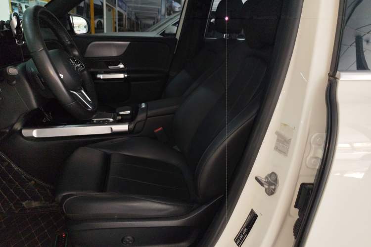 Used Mercedes-Benz GLB 2020 Updated GLB 200 Dynamic Edition
