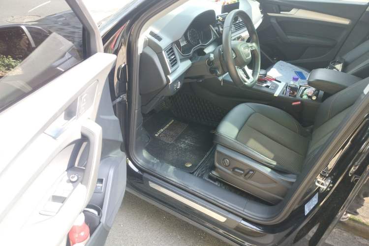 Used Audi Q5L 2021 40 TFSI Fashionable and Elegant Edition