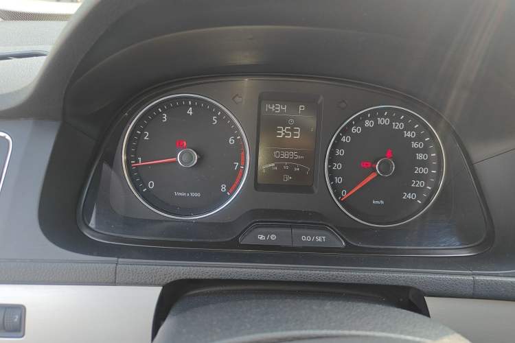 Used Volkswagen Lavida 2014 1.4 TSI DSG BlueMotion Technology Version
