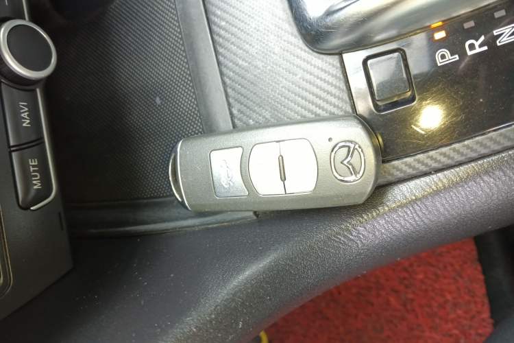 Used Mazda 3 Axela 2014 Sedan 1.5L Automatic Comfort Model Vehicle Key