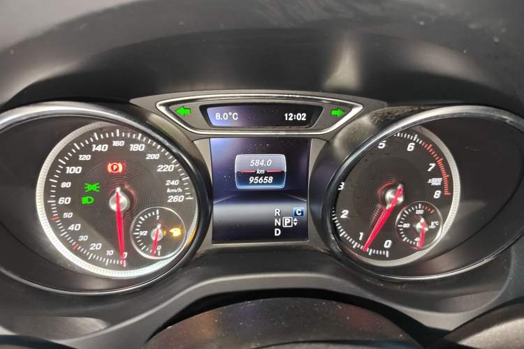 Used Mercedes-Benz GLA 2017 GLA 200 Fashion Model