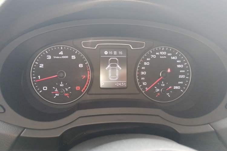 Used Audi Q3 2016 30 TFSI Collector's Edition Comfort Model