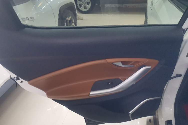 Used Soueast DX7 2018 1.5T Automatic Glory Edition