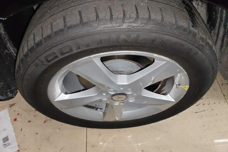 Used Mercedes-Benz M-Class 2014 ML 320 4MATIC Right Rear Wheel Hub