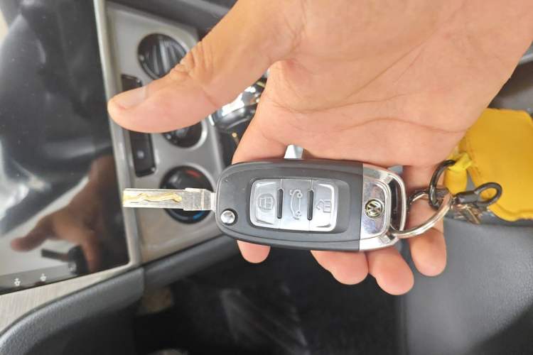 Used Volkswagen Lavida 2013 Classic 1.6L Automatic Fashion Edition Vehicle Key