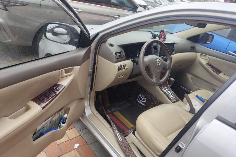 Used Toyota Corolla EX 2011 1.6L Automatic Classic Edition Driver Seat