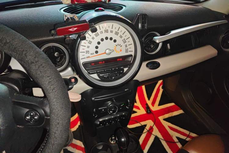 Used MINI 2012 1.6L COOPER Baker Street
