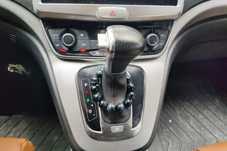 Used Haval H6 2015 Sport Edition 1.5T Automatic Two-Wheel Drive Luxury Model