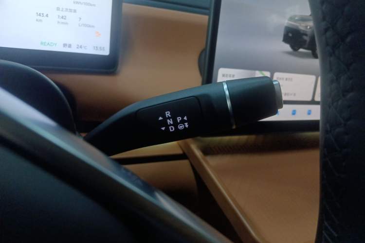 Used Leapmotor C16 2026 Extended-Range 280 LiDAR Zhizun Edition 6 Seats