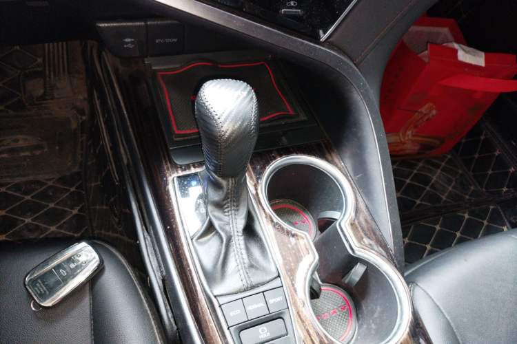 Used Toyota Camry 2019 2.5G Luxury Edition China VI Standard