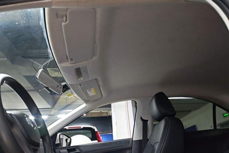 Used Volkswagen Santana 2018 1.5L Manual Fashion Edition Headliner