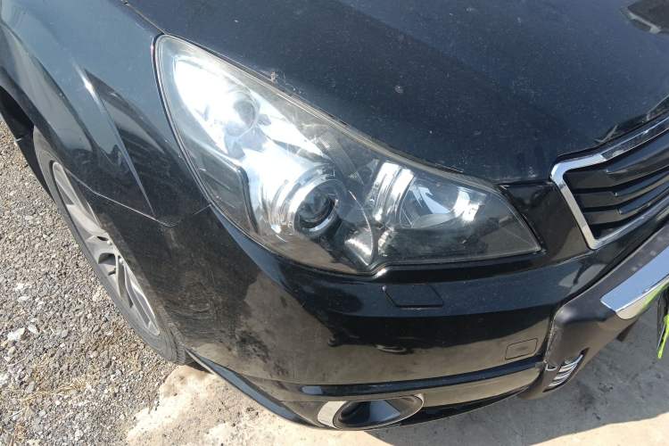 Used Subaru Outback 2012 2.5i Sport Edition Right Front Headlight