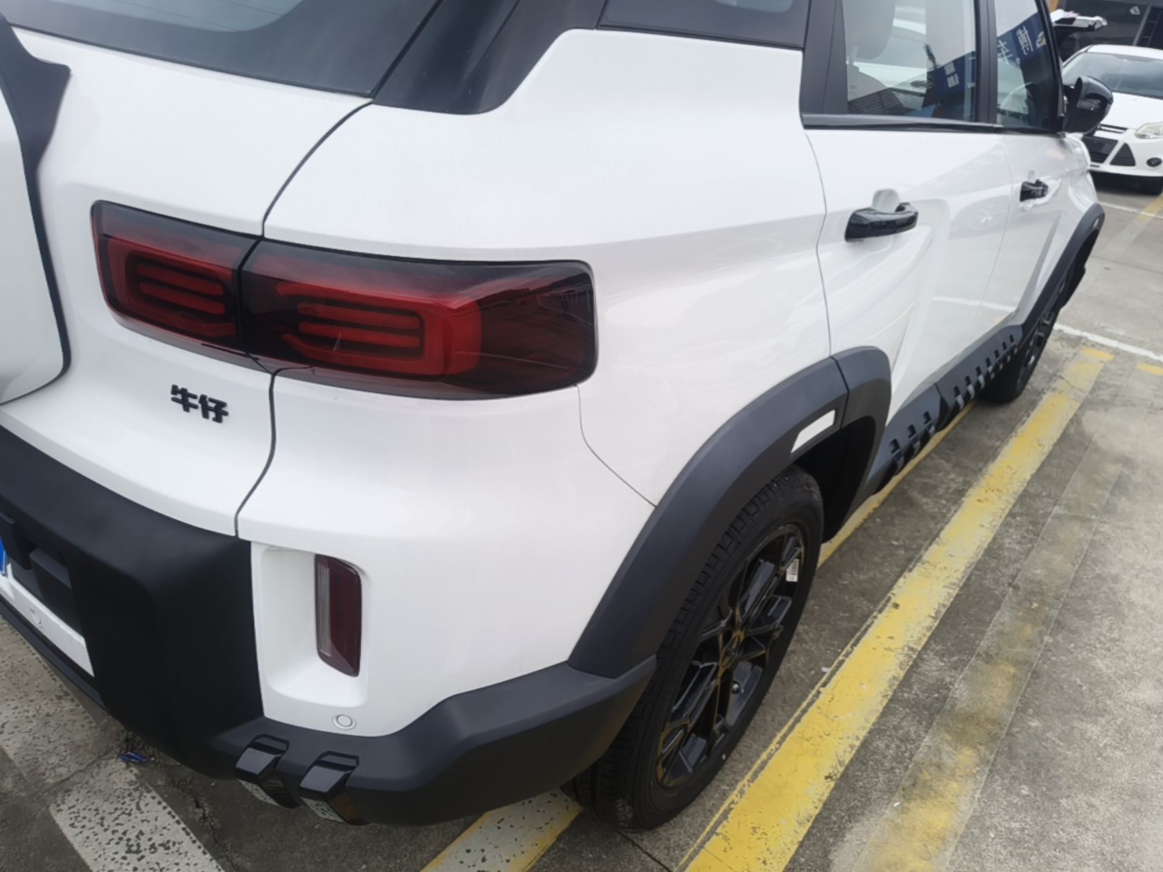 Geely Auto Cowboy 2025 1.5TD Trendy Play Edition — снимка 9