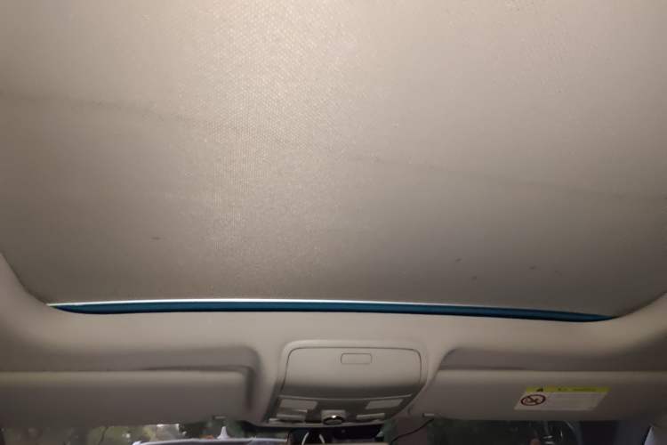 Used Volkswagen Tiguan 2015 1.8TSI Automatic Two-Wheel Drive Luxury Model Headliner