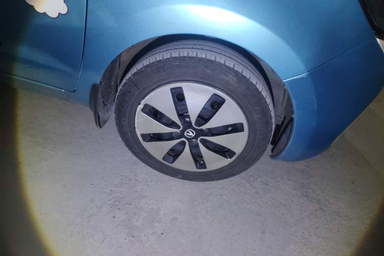 Used Oshan Benni E-Star 2021 National Edition Xin Yue Version (Fast-Charging Edition) Lithium Iron Phosphate (31.95 kWh)