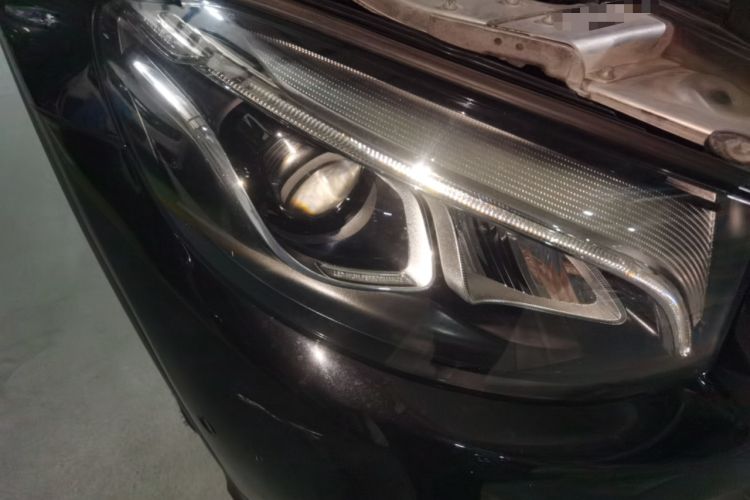 Used Mercedes-Benz GLC 2019 Facelift GLC 260 L 4MATIC Luxury Model
