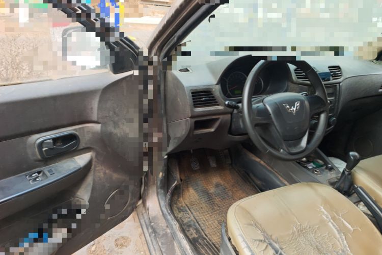 Used Wuling Hongguang 2015 1.5L S Basic Version China V Standard