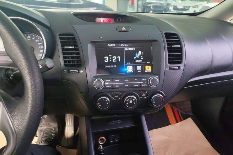 Used Kia K3 2015 1.6L Automatic GL
