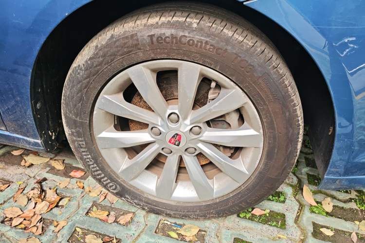 Used Roewe i6 New Energy 2017 45T Hybrid Connect & Smart Enjoyment Edition Right Front Wheel Hub