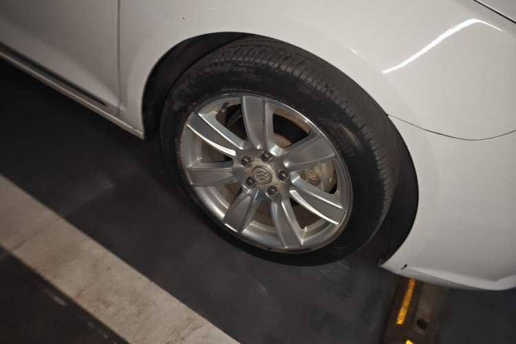 Used Buick LaCrosse 2012 2.4L SIDI Luxury Edition