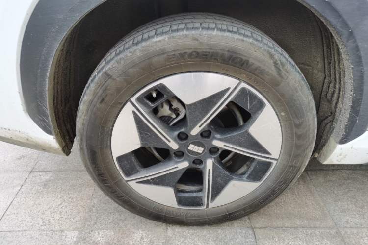 Used Geely Galaxy E5 2024 440km Launch Edition