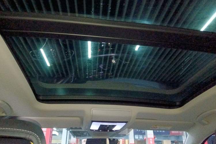 Used Volkswagen Passat 2022 330TSI Starry Luxury Edition
