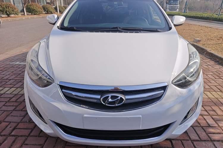 Used Hyundai Elantra (5th Generation / Langdong) 2015 1.6L Automatic Fashion Model