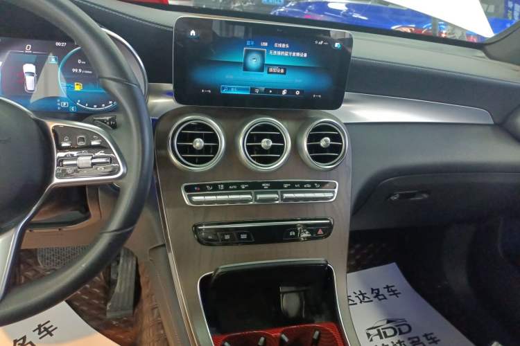 Used Mercedes-Benz GLC 2021 GLC 260 L 4MATIC Luxury Model