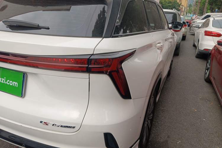 Used CHANGAN CS75 PLUS 2024 3rd Generation Champion Edition 1.5T Intelligent Drive Dynamic Model