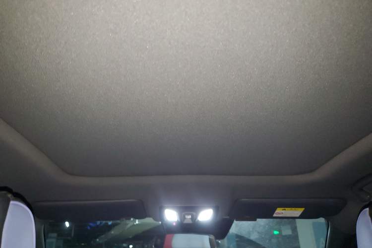 Used Oshan Z6 2022 Blue Whale 1.5T DCT Smart Edition Urban Version
