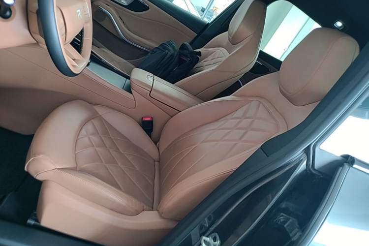 Used Rising R7 2024 Advanced Edition
