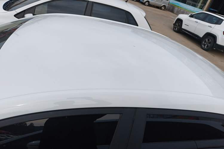 Used Roewe i5 2019 1.5L Manual 4G Connected Langyue Edition Roof