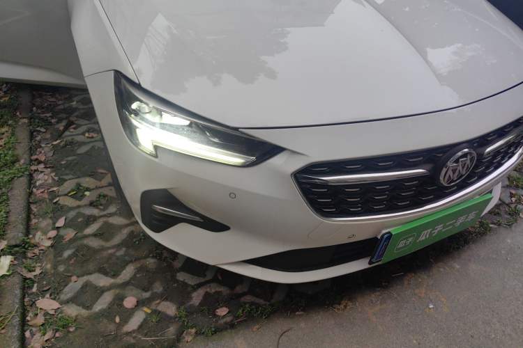 Used Buick Regal 2020 552T Luxury Version Right Front Headlight