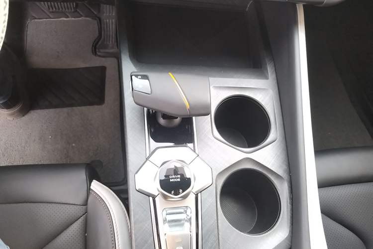 Used CHANGAN UNI-V 2023 1.5T Premium Model