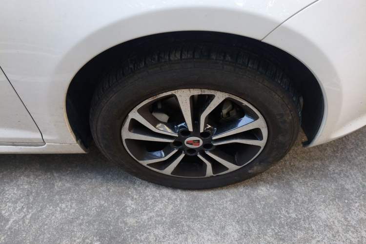 Used Roewe e550 2016 Deluxe Edition
