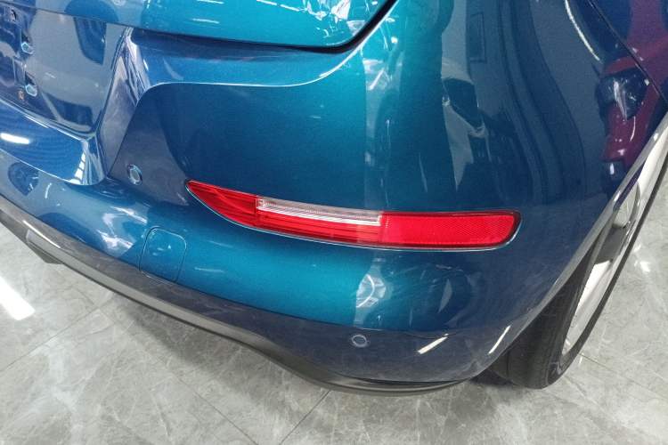 Used ORA Good Cat 2023 401 km Standard Range Luxury Version Ternary Lithium Right Rear Taillight