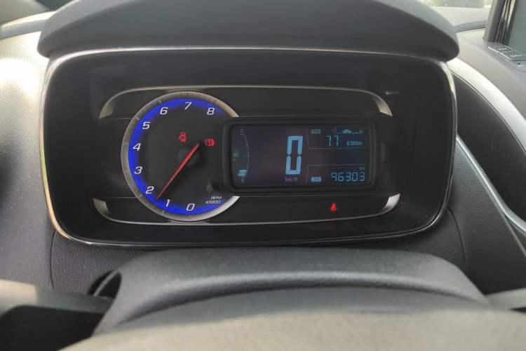 Used Chevrolet Trax 2016 1.4T Manual Two-Wheel Drive Comfort Version with Sunroof
