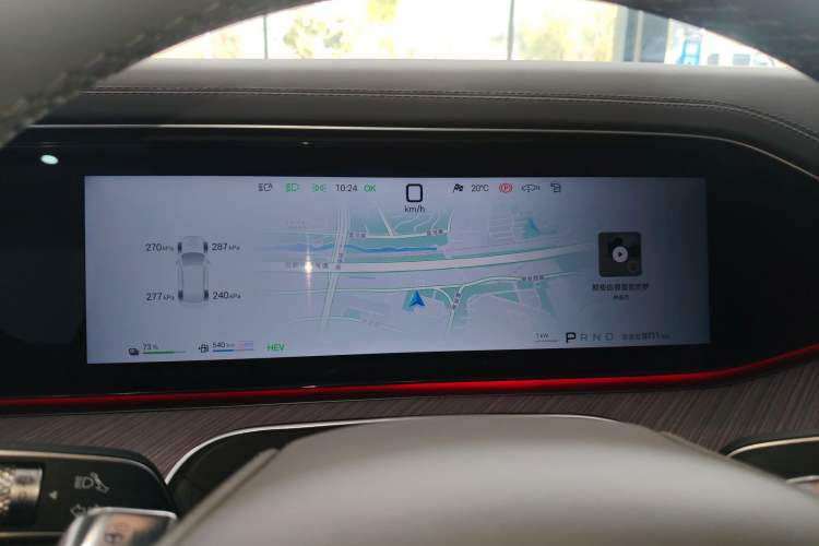 Used Denza N9 2025 Flagship Model
