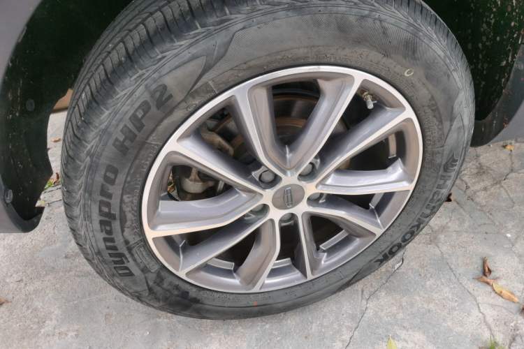 Used Geely Auto Emgrand X7 Sport 2021 Million Edition 1.8TD DCT Two-Wheel Drive Comfort Model