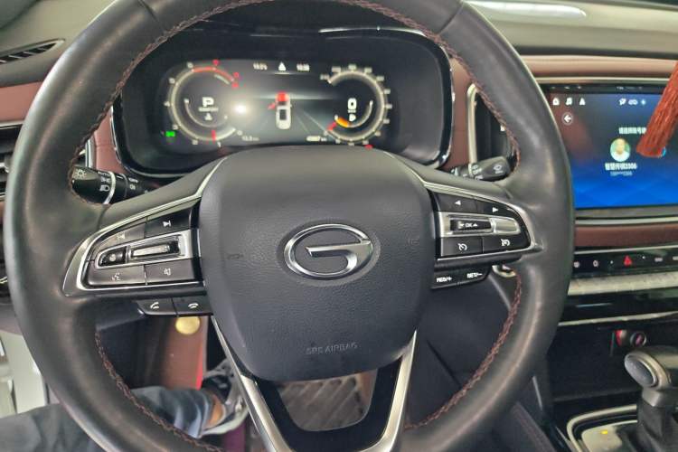 Used GAC Trumpchi GS8 2020 GS8S 390T Two-Wheel Drive Luxury Smart Connectivity Version Steering Wheel
