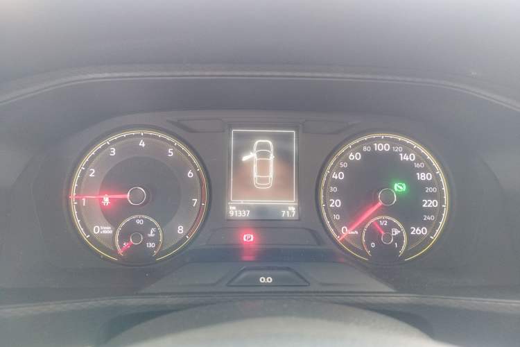 Used Volkswagen Lavida 2019 1.5L Automatic Fashion Edition China VI Instrument Cluster