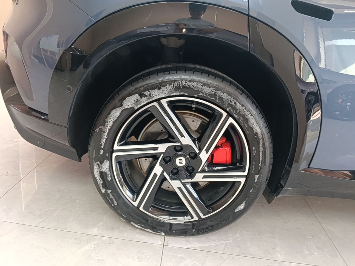 Xiaomi Auto YU7 2025 Ultra-Long Range High-Performance All-Wheel-Drive Max Edition — снимка 11