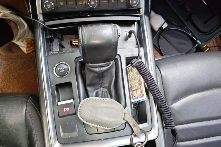 Used Citroen C6 2017 380THP Luxury Version Gear Lever