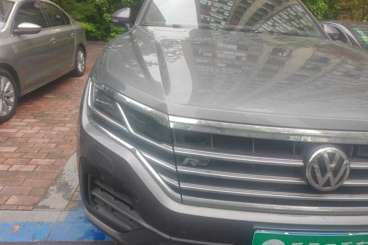 Used Volkswagen Touareg 2019 3.0 TSI Advanced Version China V Standard Right Front Headlight