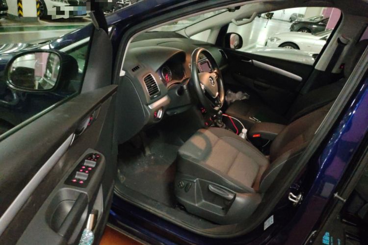 Used Volkswagen Sharan 2018 Revised Version 380TSI Comfort Edition 7-Seater
