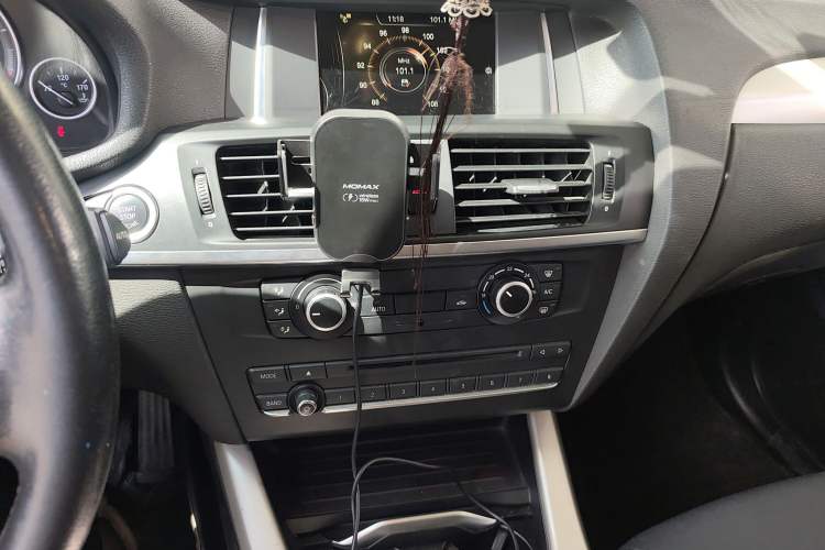 Used BMW X3 2016 sDrive20i
